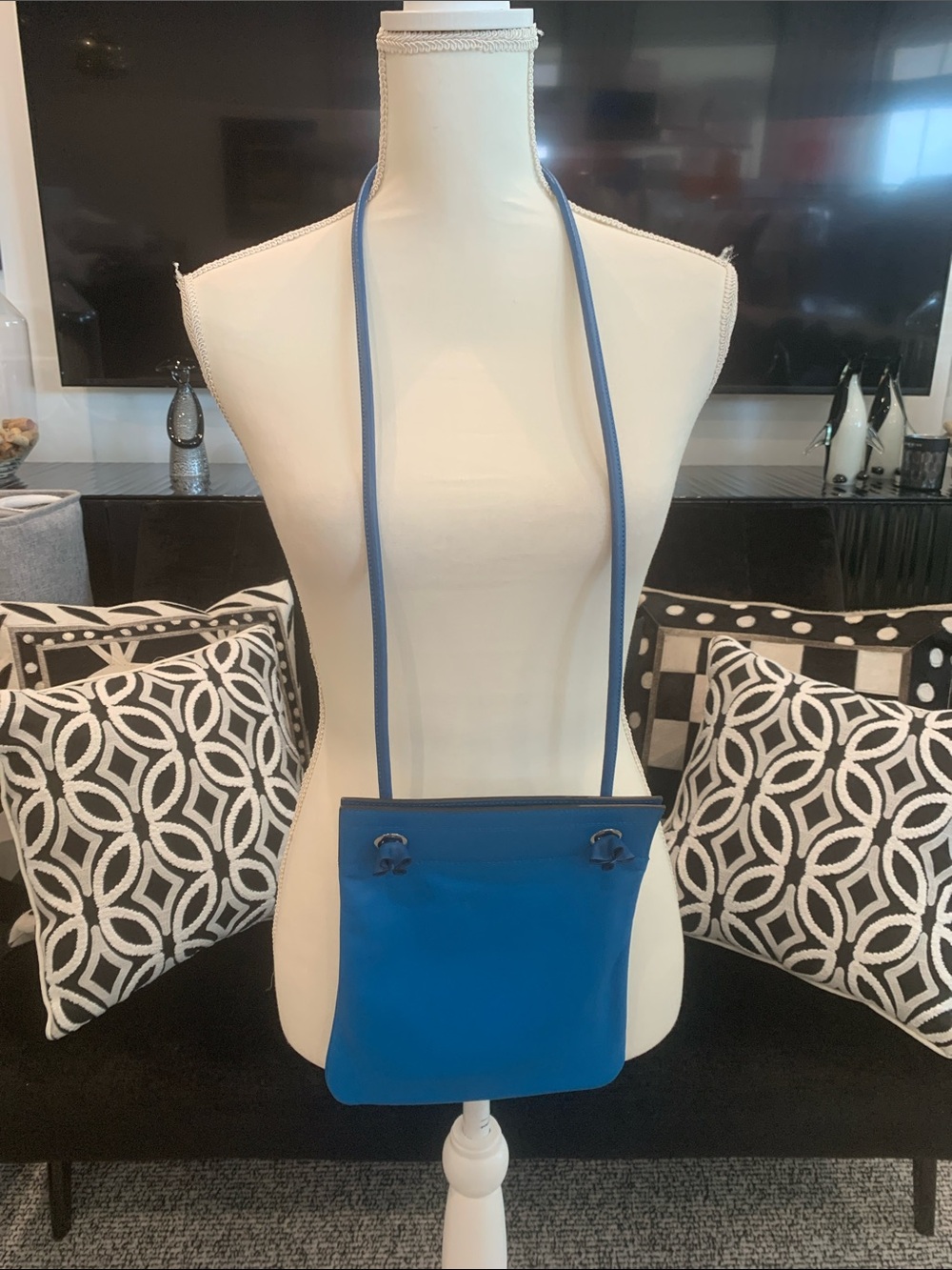 Hermes Blue Crossbody Shoulder Bag - Sleek Everyday Carry